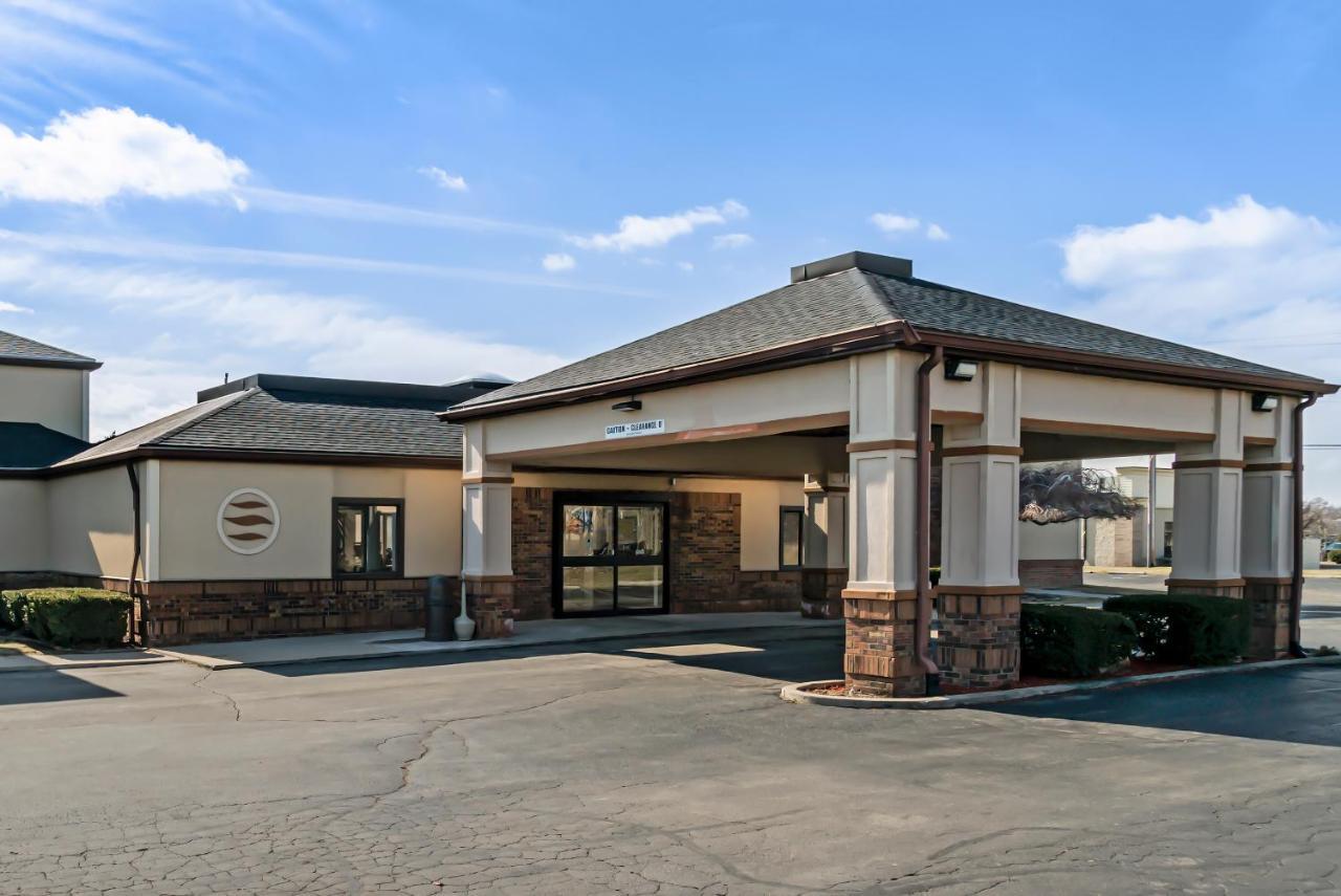 Comfort East Inn